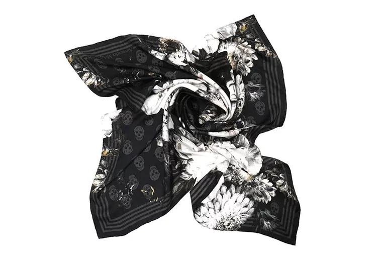 One-Stop Custom Silk Scarf Service